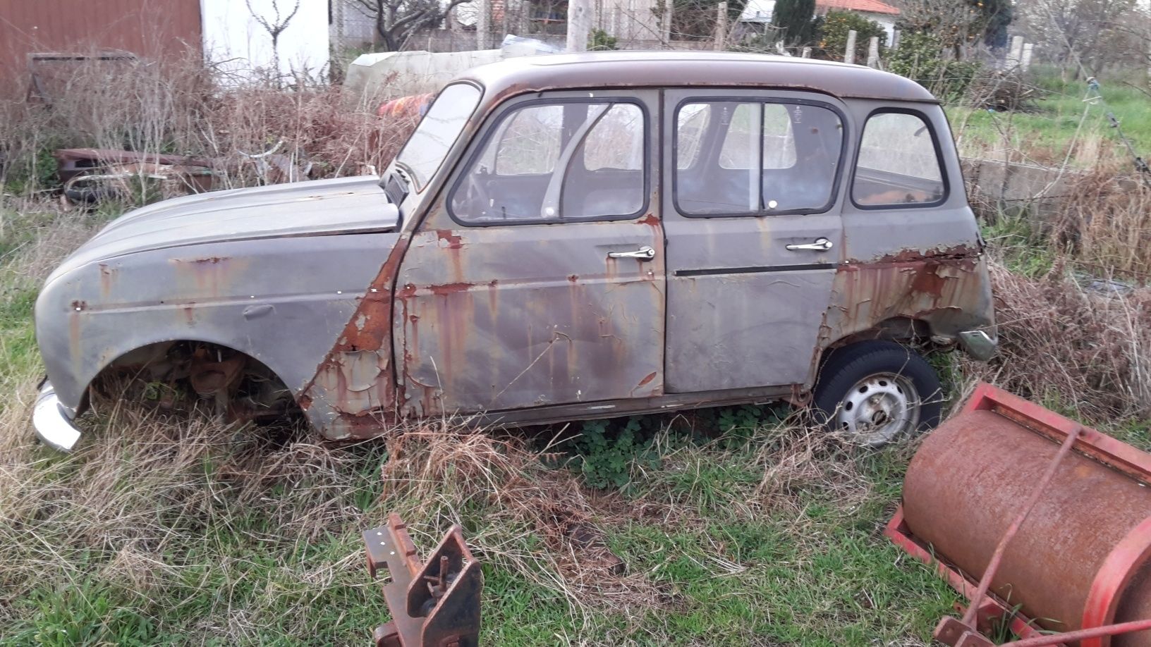 Renault 4 para peças