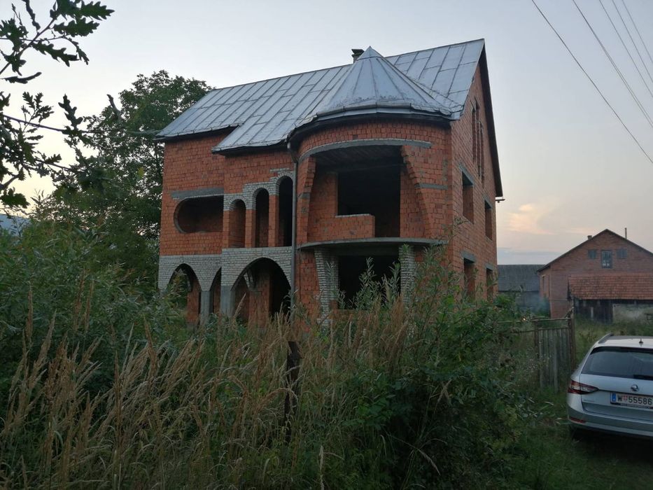 Продажам будинку