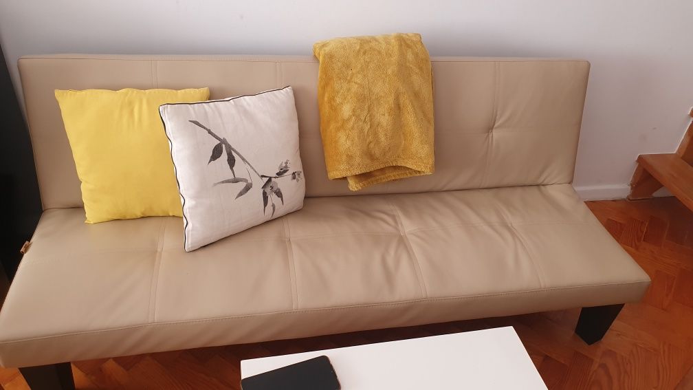 Sofa cama, utilizado só 4 meses