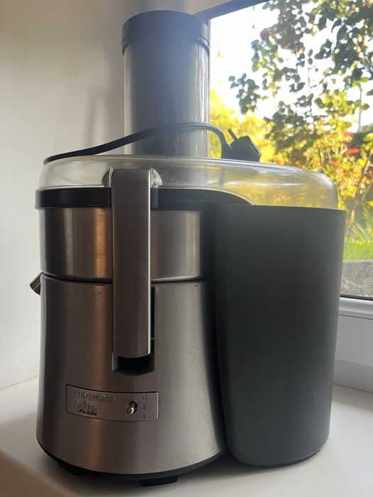 Соковитискач Kenwood JE810, 850W