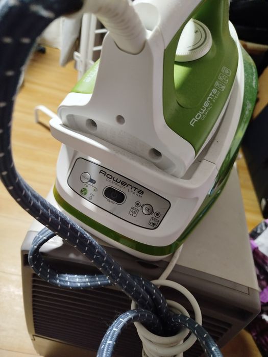 Ferro caldeira Rowenta dg7551