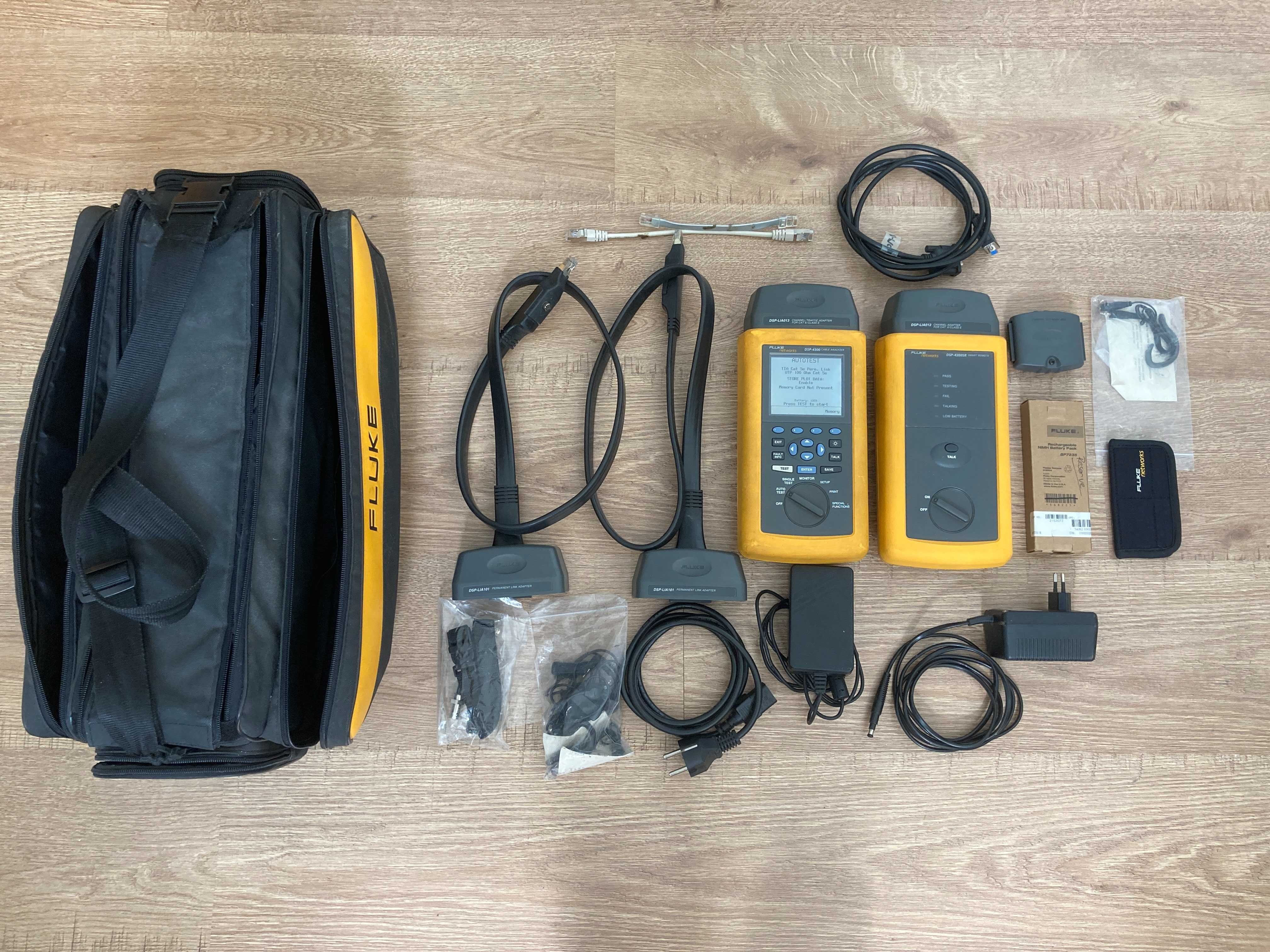 Fluke  DSP‑4300 CableAnalyzer