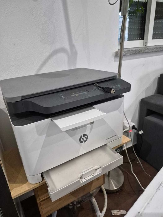 Impressora hp color laser