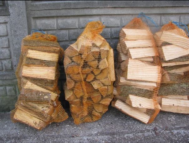 Drewno do wędzenia kominkowe sezonowane  na ognisko workowane owocowe
