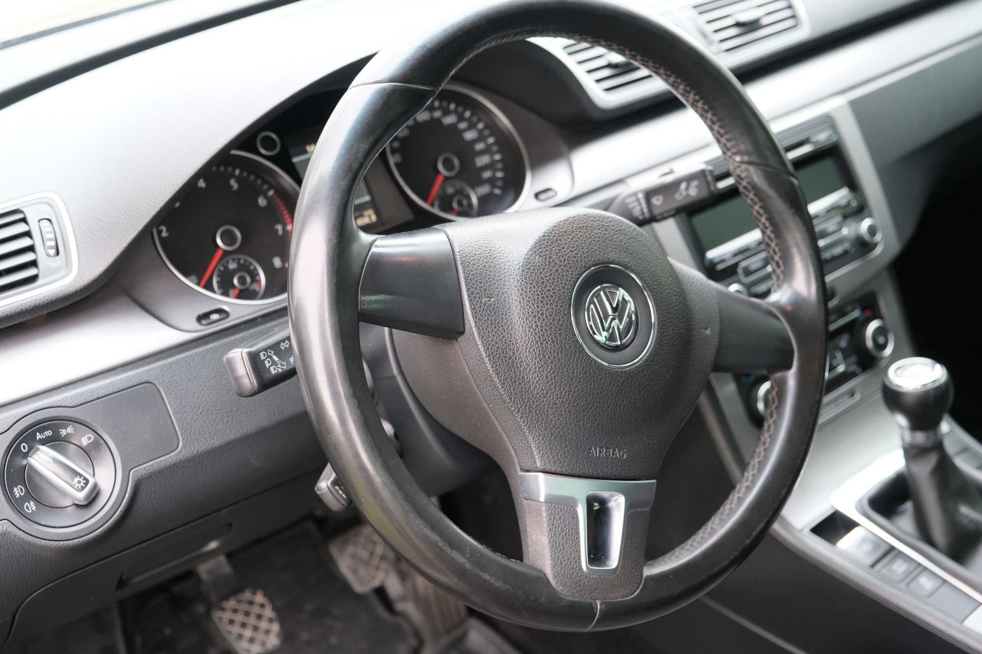 Volkswagen Passat B7 1.8 TSI   2011 рік. Пассат б7