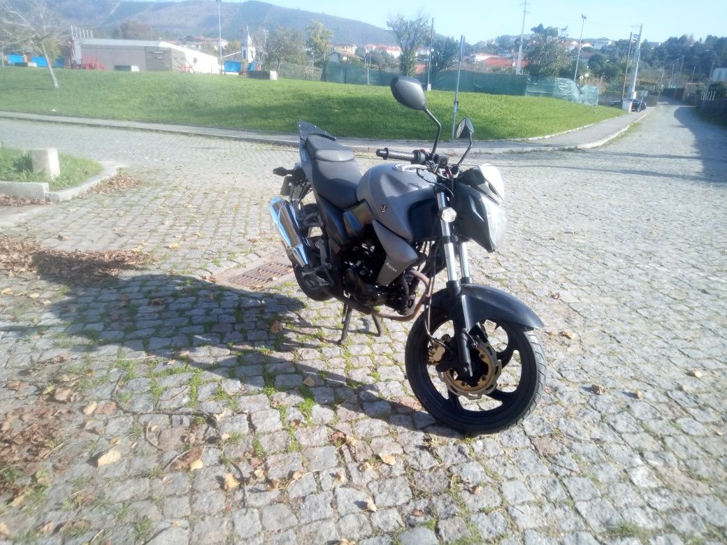 Sim Wolf 125 ano 2014
