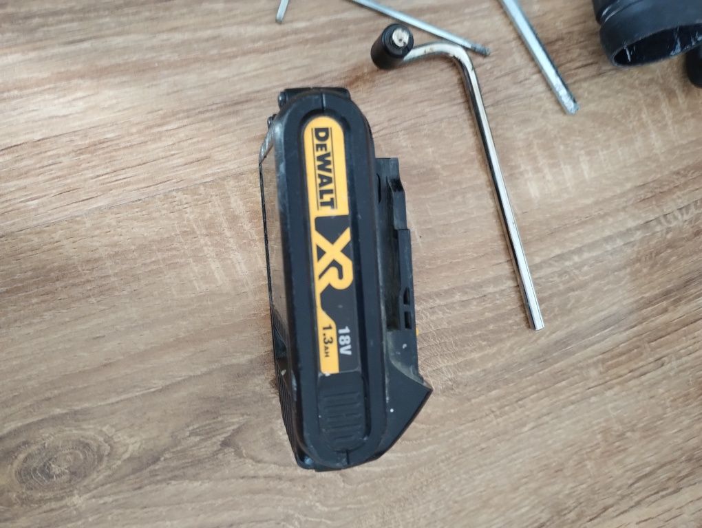 Multitool szlifierka dewalt