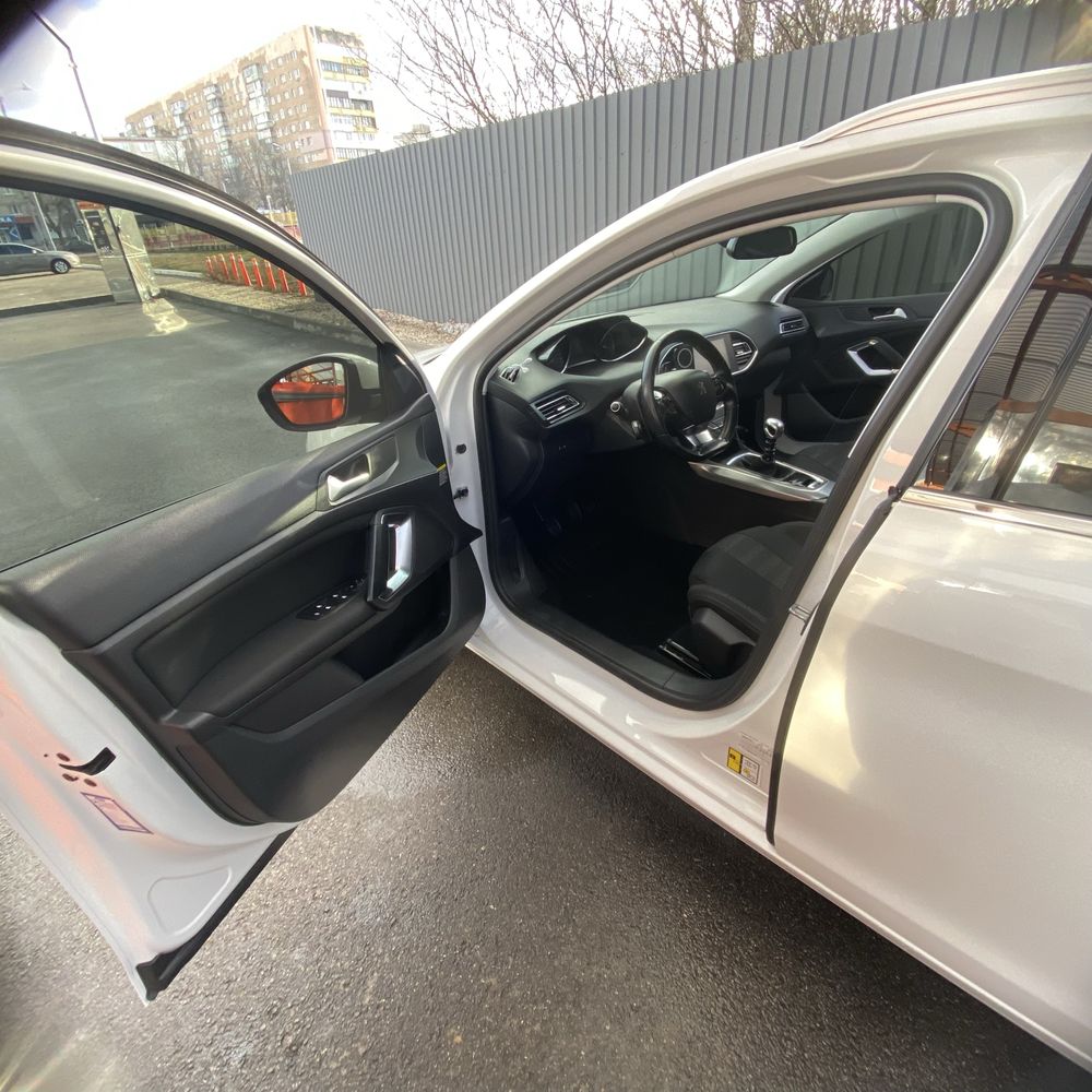 Пежо 308 Peugeout 308