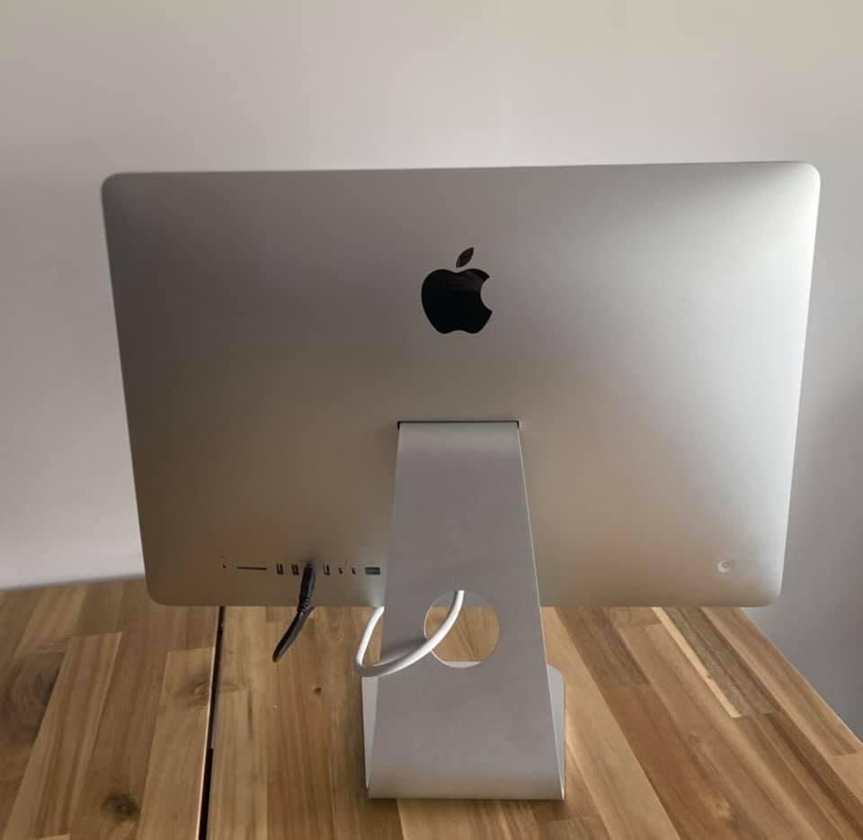 Apple AiO iMac 21,5 4K Retina (czyli MNE02ZE/A)