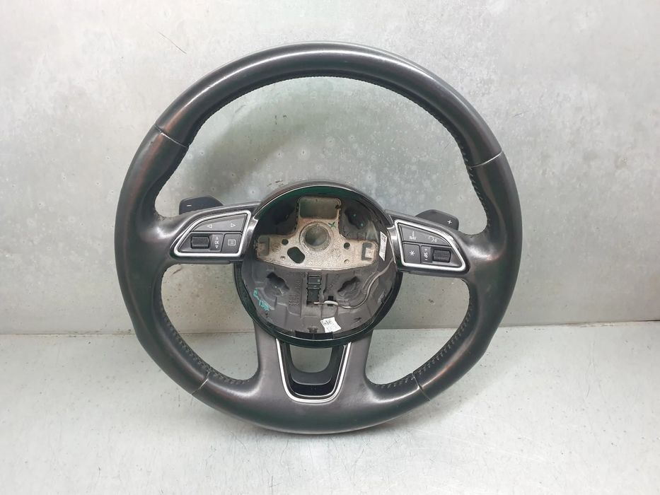 Volante de direção AUDI Q3 (8U)
