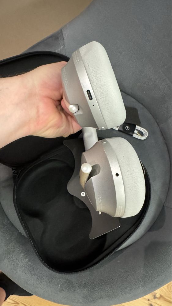 Bose NC 700 HP Noise Cancelling ANC
