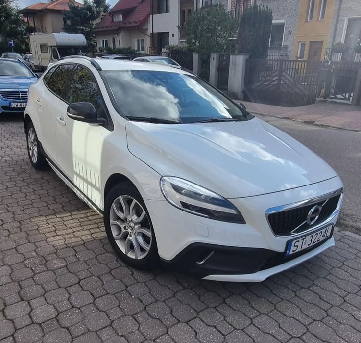 Volvo V40 Cross Country Volvo V40 Cross Country 2017 D3 Drive E-Momentum