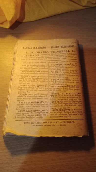 Livro antigo história