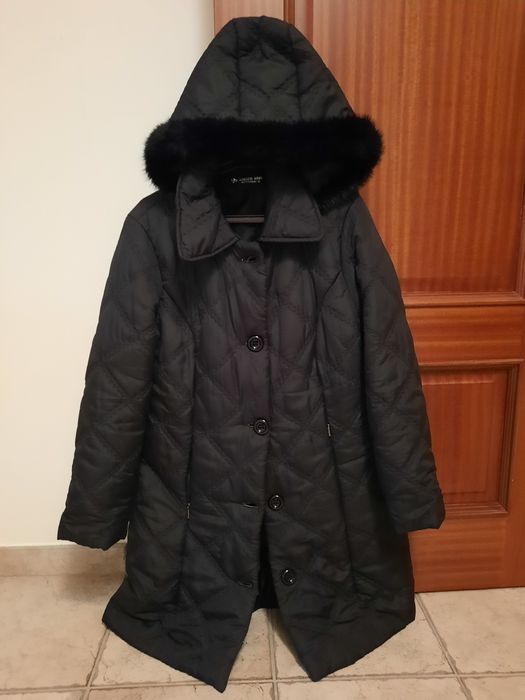 Vendo kispo acolchoado preto pouco uso. Só 8.50