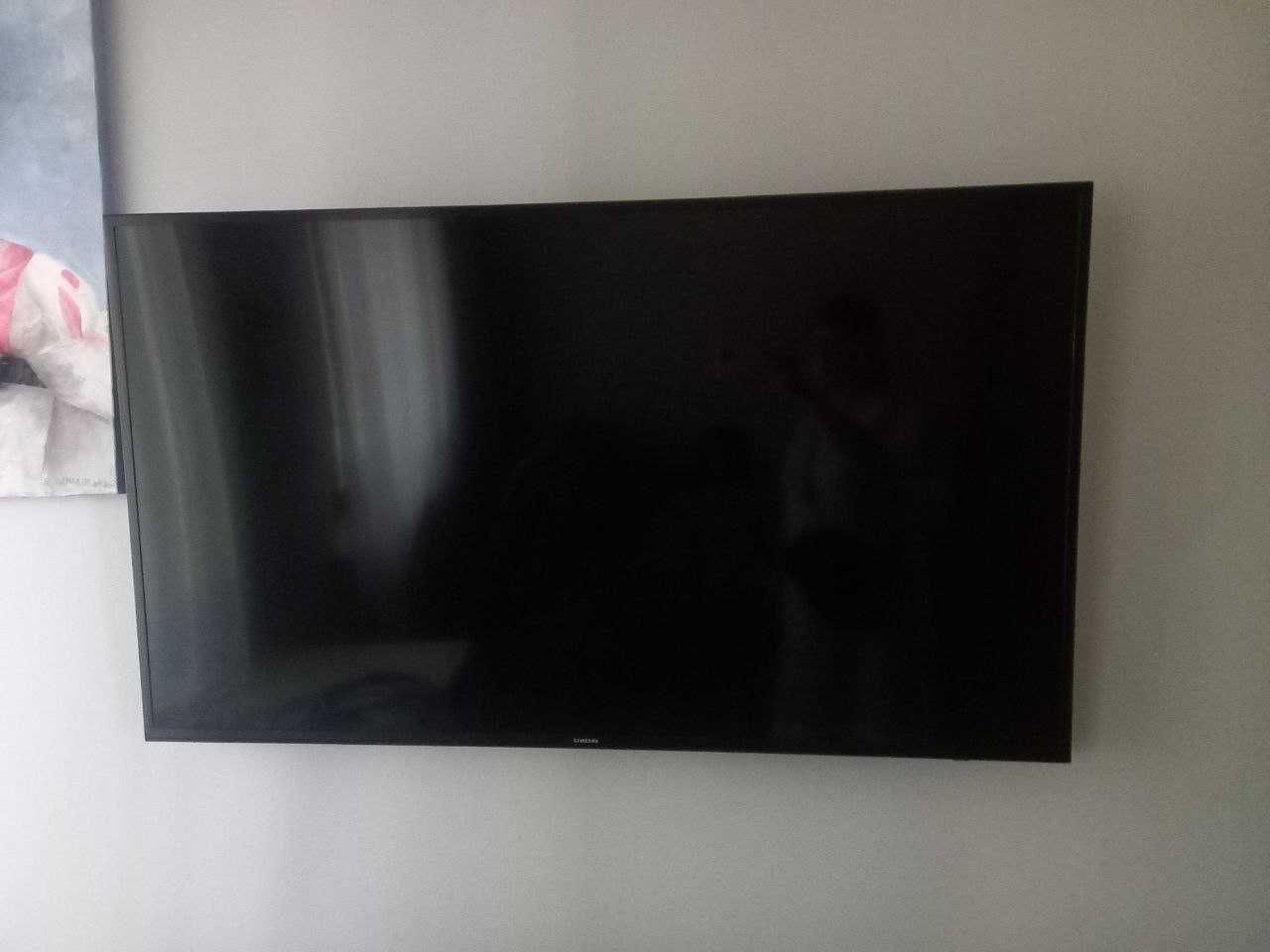 Samsung 4K 50 дюймів