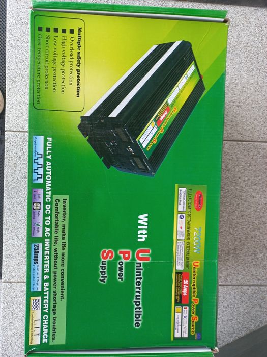 Інвертор ,перетворювач напруги UKC 12в-220в 2000вт з цифровим дисплеєм