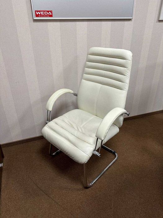 Крісло офісне Nowy Styl Galaxy Steel ordf Chrome шкіряне стан нового