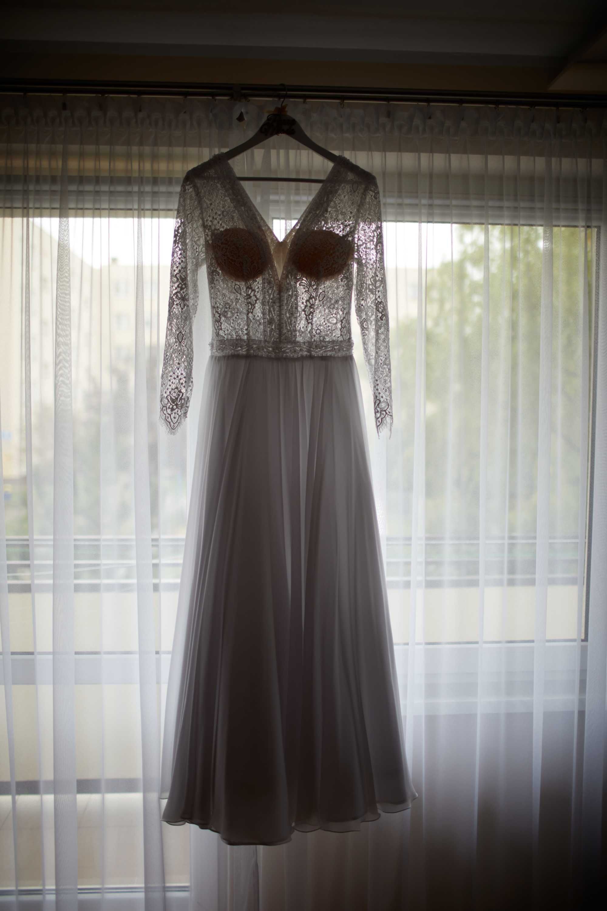 Suknia ślubna z koronką i muślinem rozmiar 38