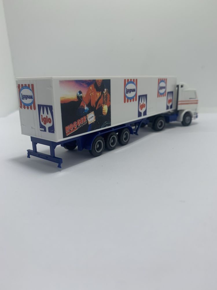 Scania 142 da Herpa escala 1/87