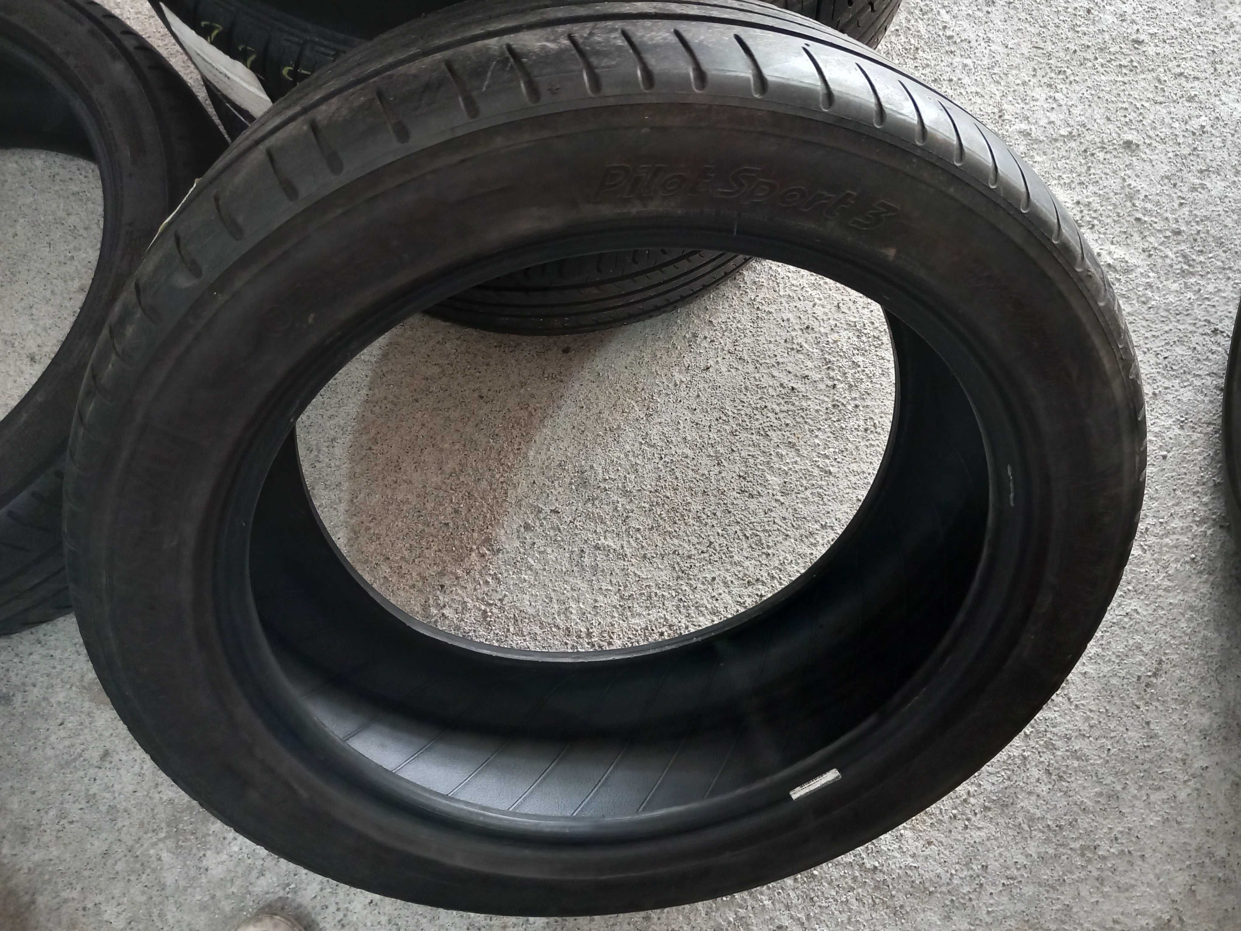 4 pneus 235/45R18