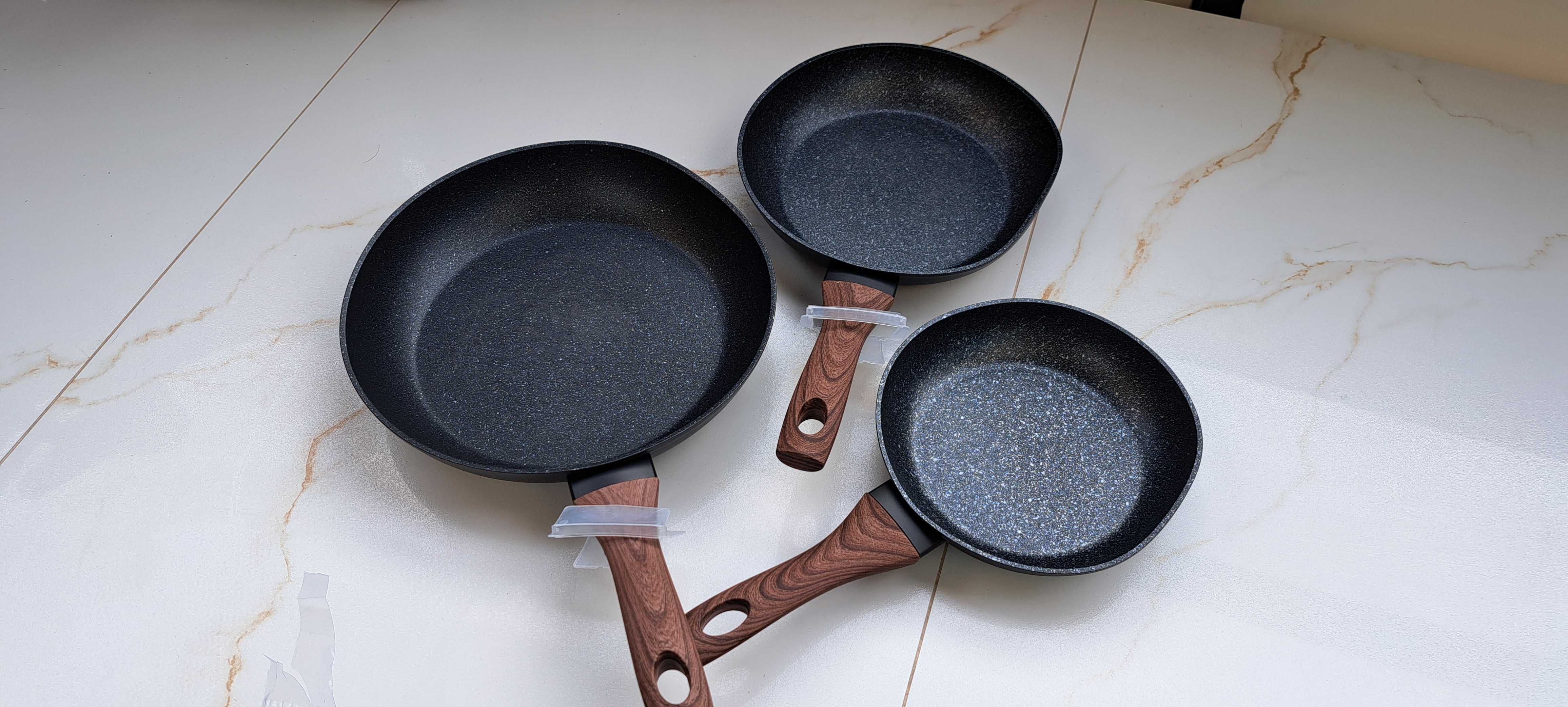towy  BerlingeZestaw Patelni 3 Elemner Haus Ebony Rosewood granitowe