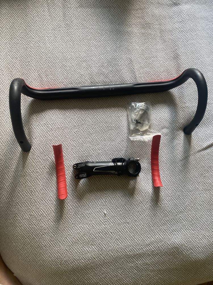 Kierownica karbonowa 42cm + mostek 130mm + bębenek