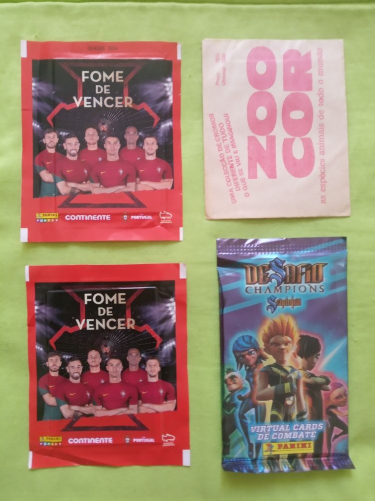 Lote de 32 SAQUETAS de CROMOS