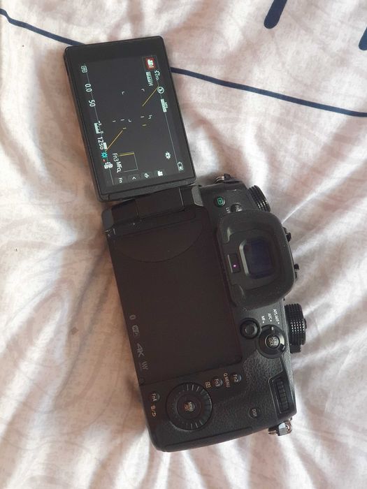 Aparat Panasonic GH5 kamera używany zestaw stan bdb