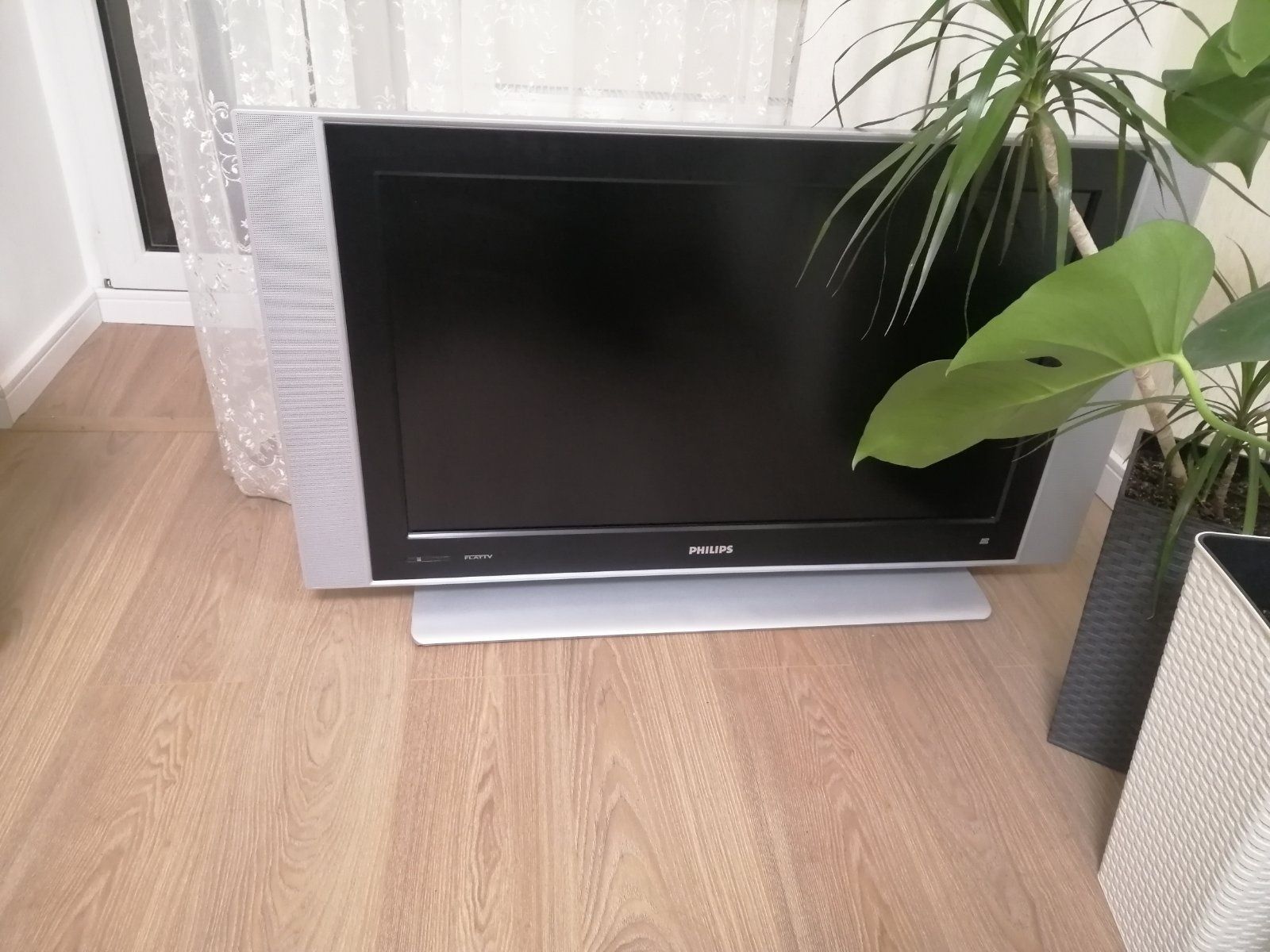Телевизор Philips LCD LC370WX1-SL04 (диагональ 37)