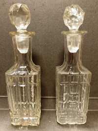 Par de antigos frascos em vidro com 18 cm de altura