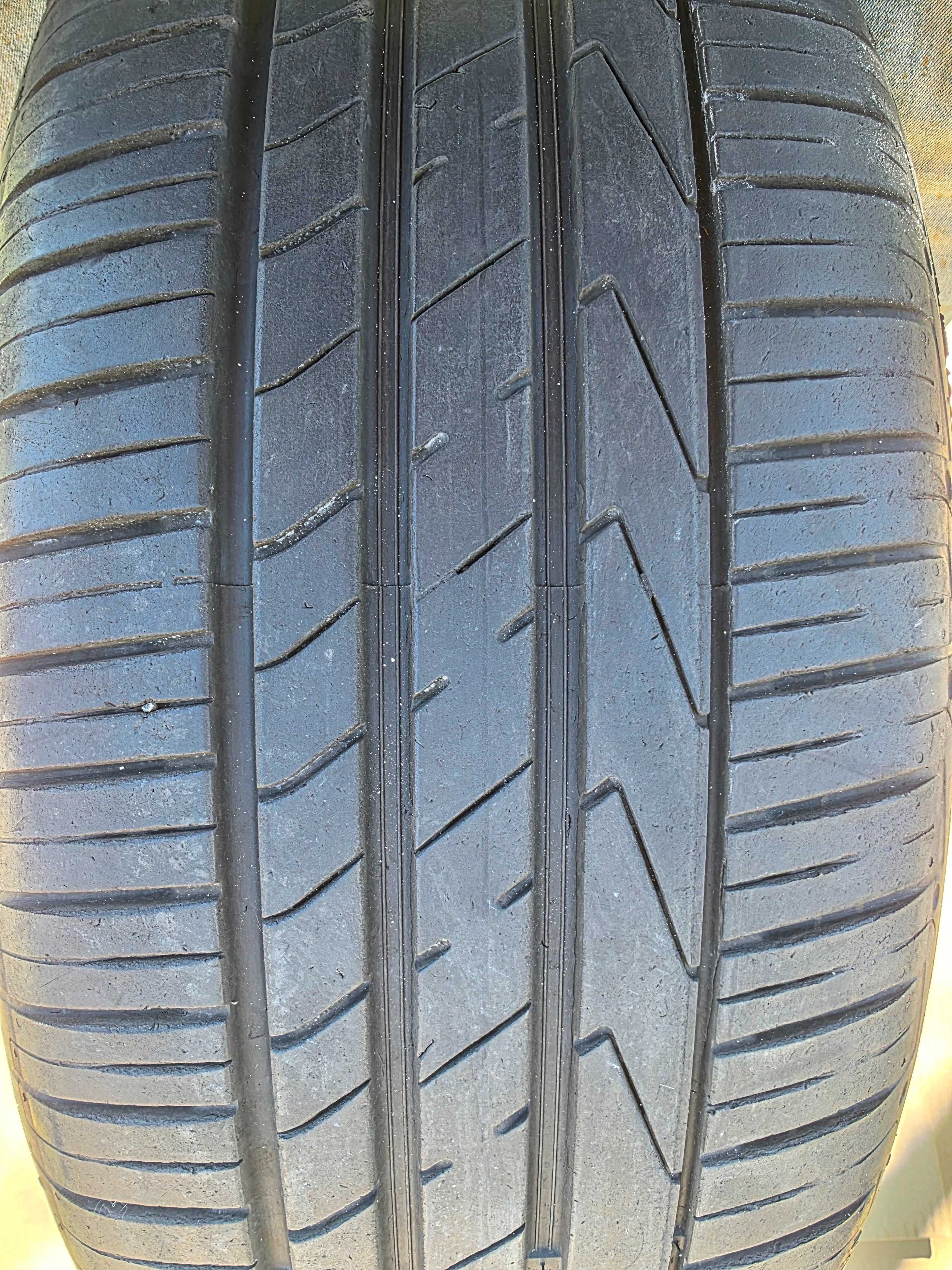 Літня гума Hankook Ventus S1 evo2 (4 шт) - 235/60/18