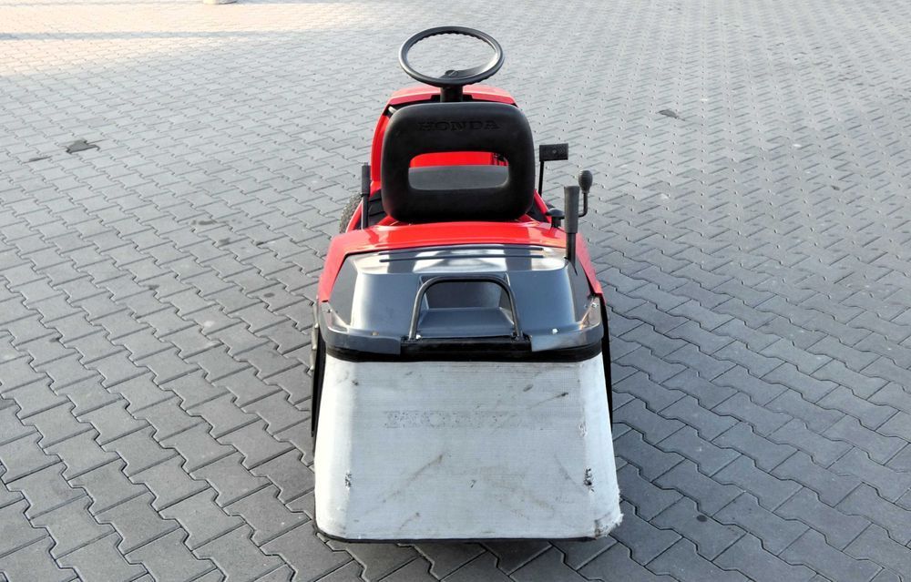 Traktorek kosiarka HONDA 2214 2 Cylindry (050201.5) - Baras