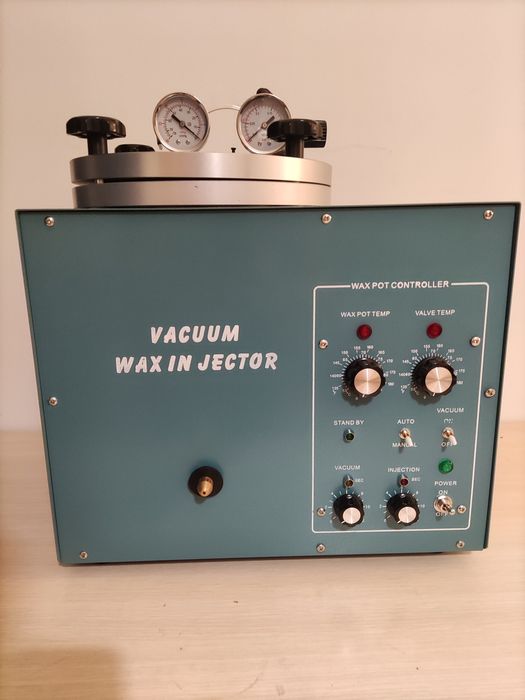 Maszyna wtryskiwacz wosku