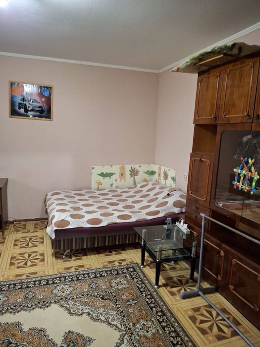 Срочно сдам 1-но комнатную квартиру на ж/м Левобережный 3