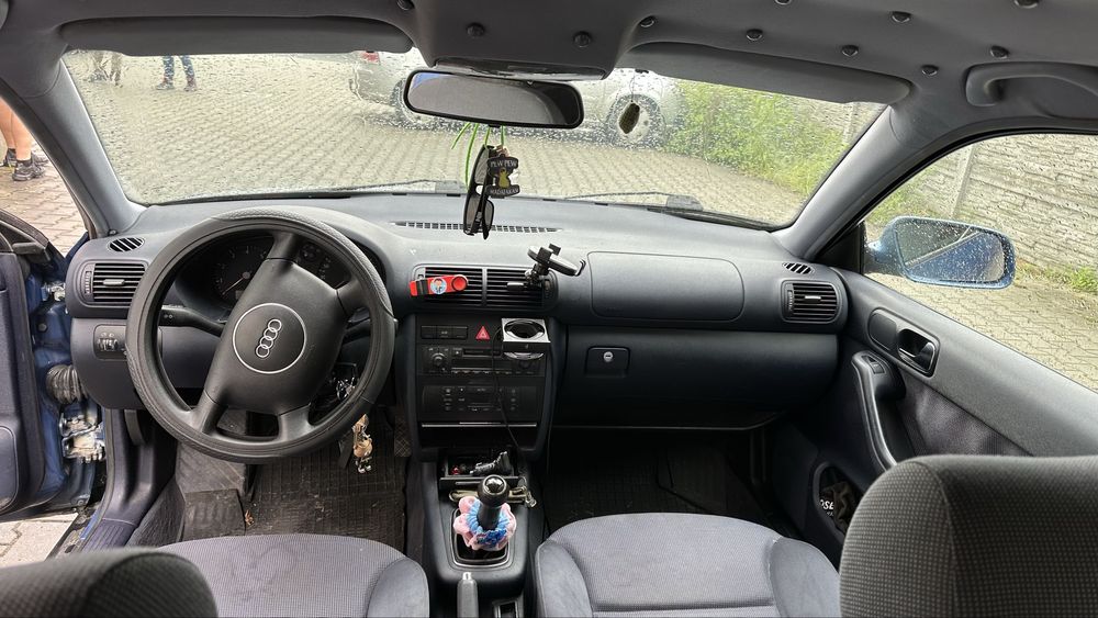 Audi a3 1,6 8v klima nowy rozrzad + koła zimowe idealna pod gaz