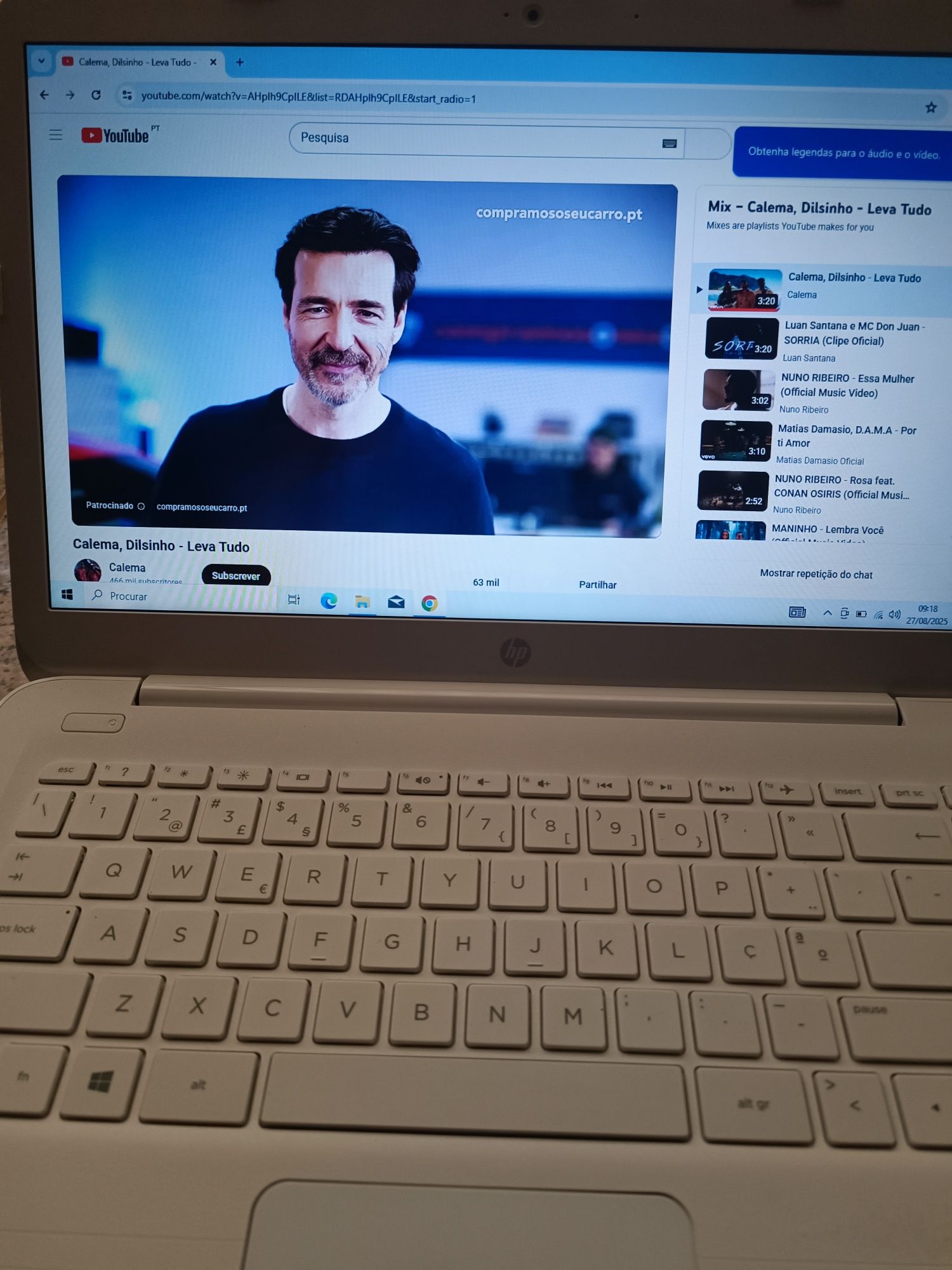 Portátil HP Stream 14-ax003np