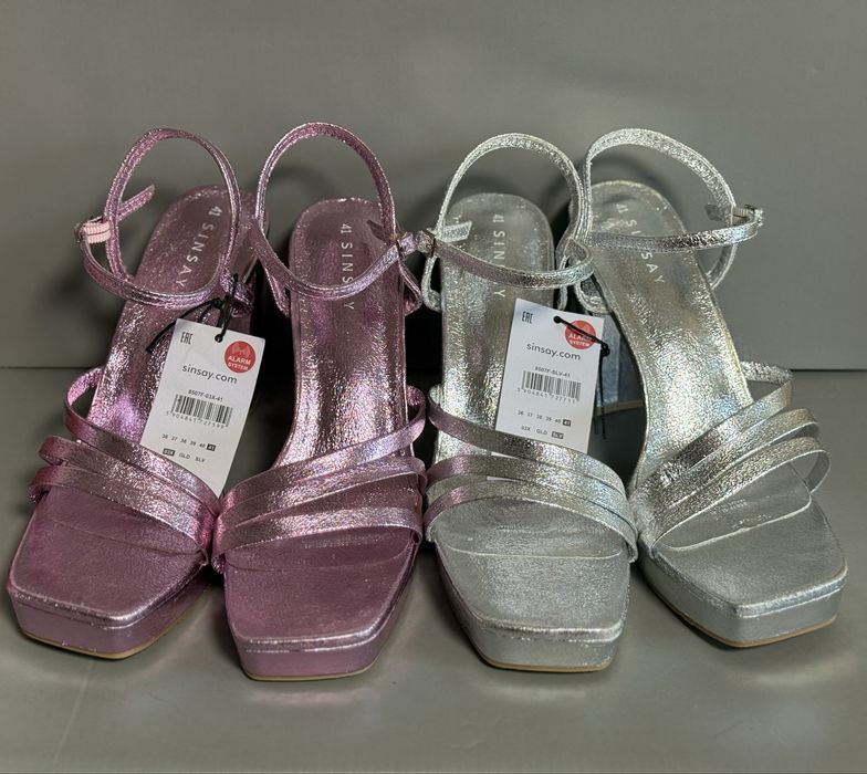 Босоніжки нові Sinsay, 41 р. Ціна за 2 пари. Каблук 12см.