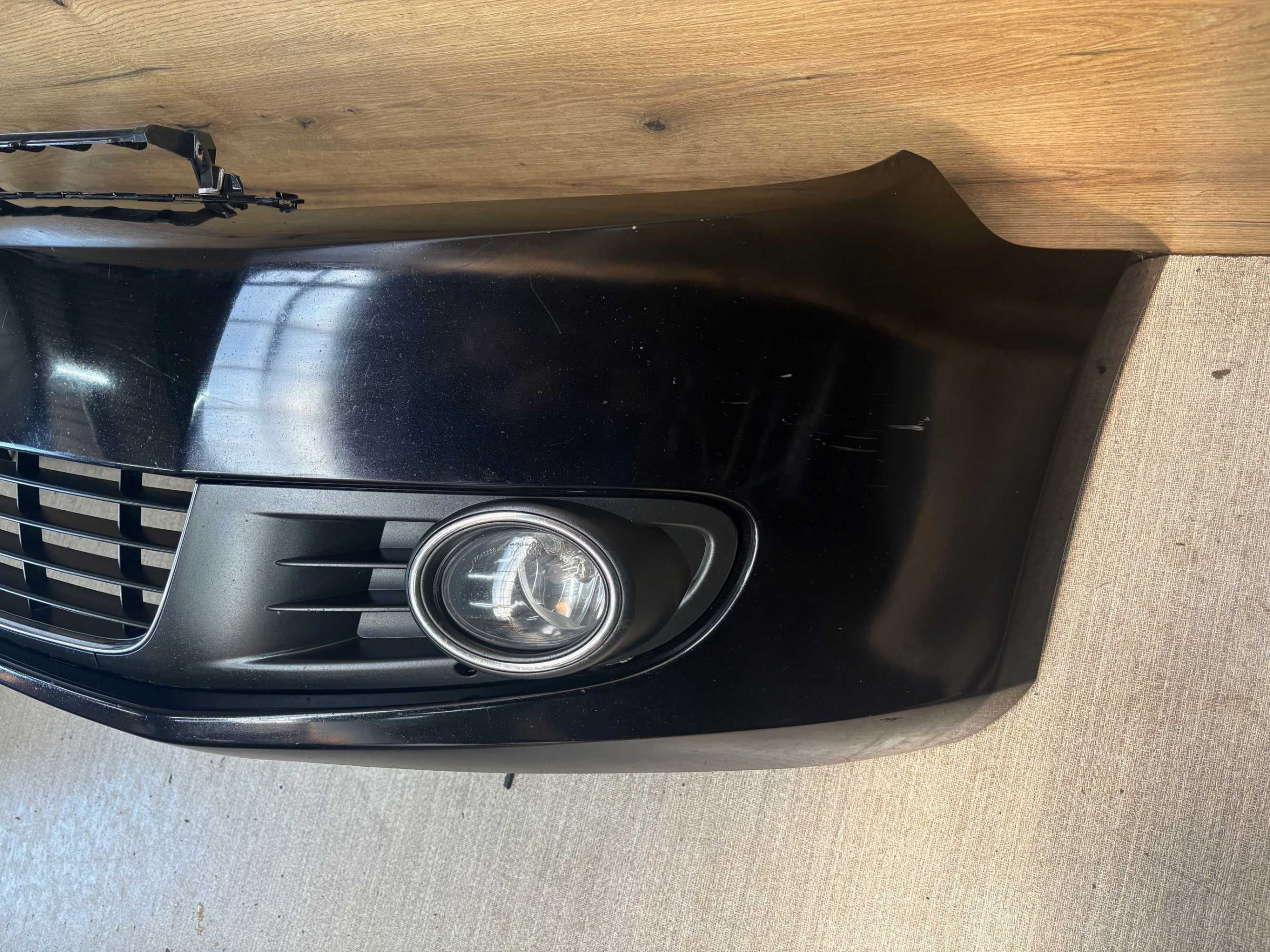Zderzak przedni volkswagen golf 6 kolor lc9x