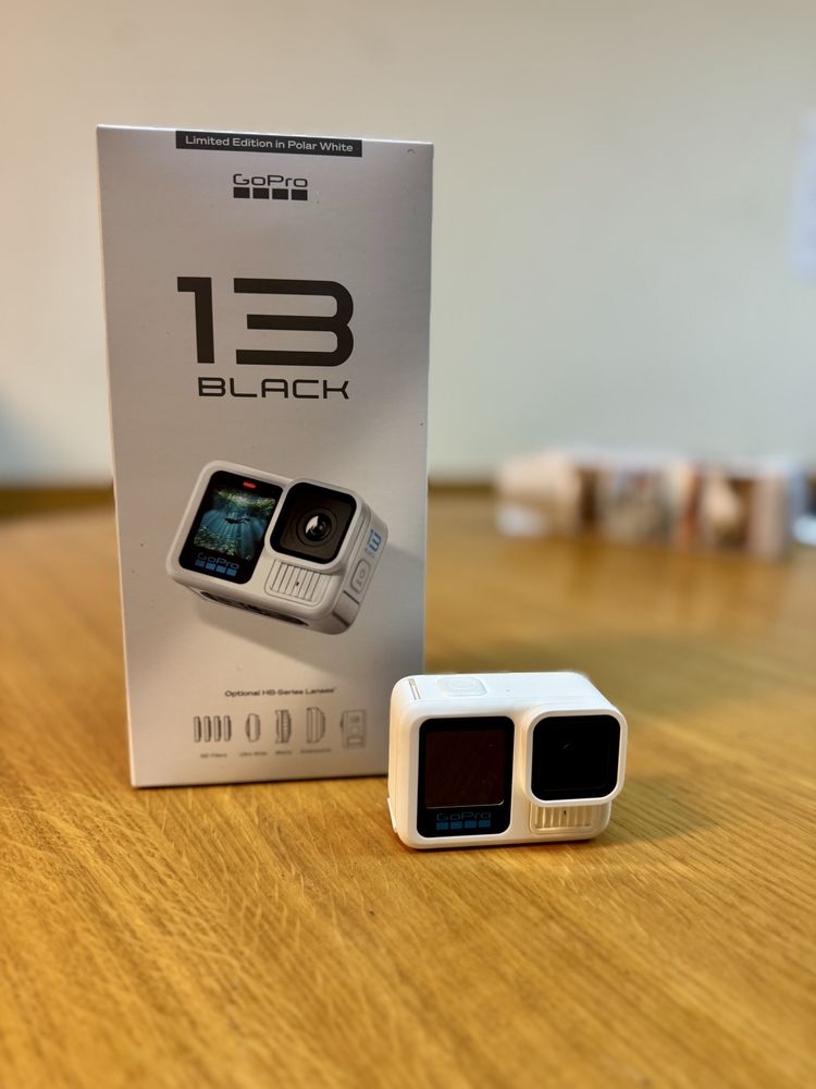 Gopro 13 Black Polar White + Extras