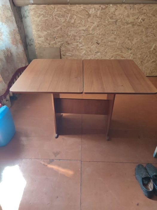 Стіл розкладний