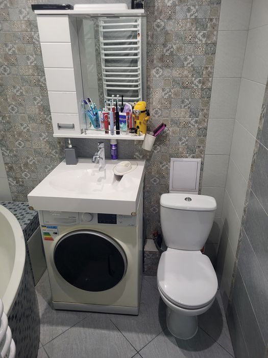 Продаж 3-х кімнатної квартири.Центр