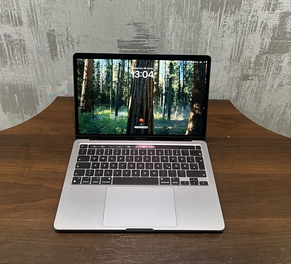 Macbook pro 13 M1 8/256 / 93% акб