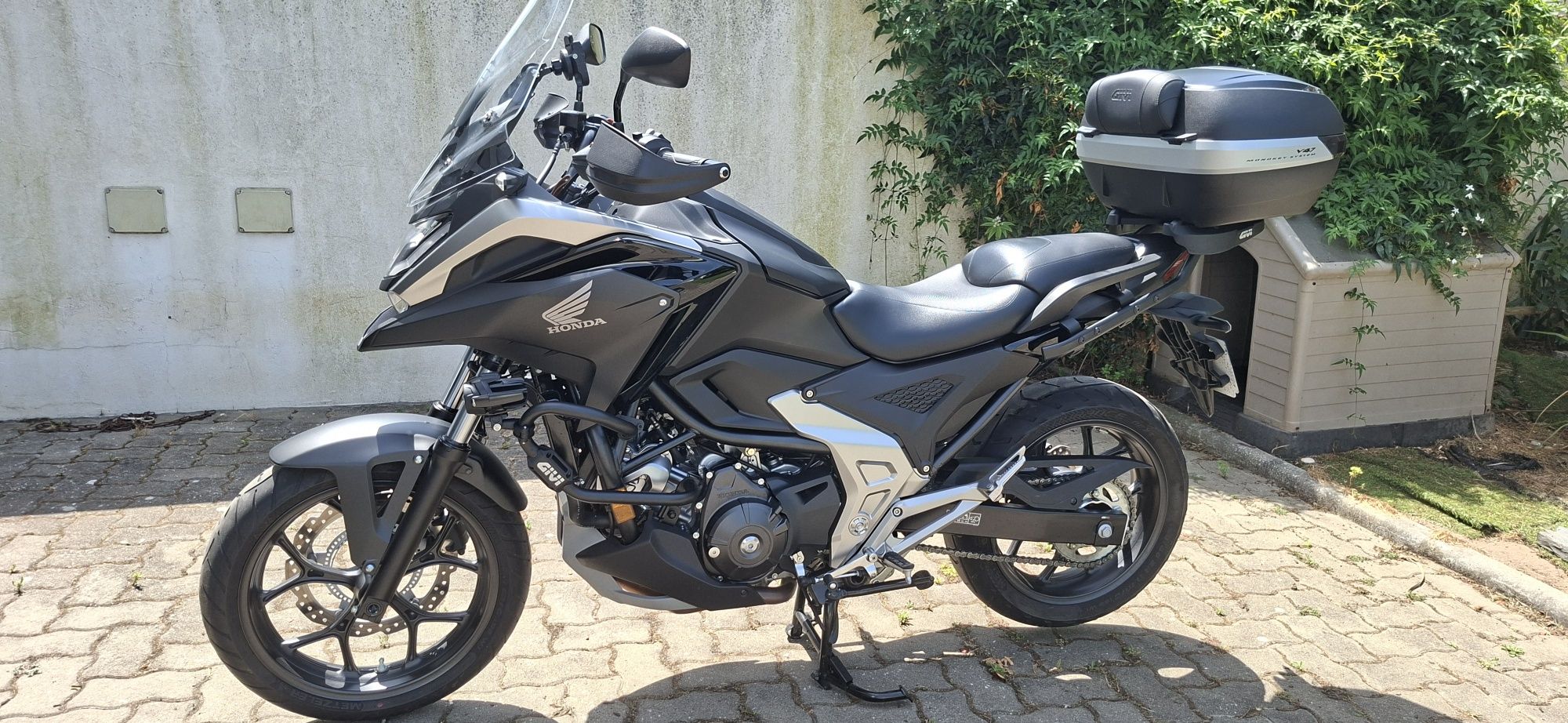 Mota Honda NC750X, Ano 2023  6.300 km