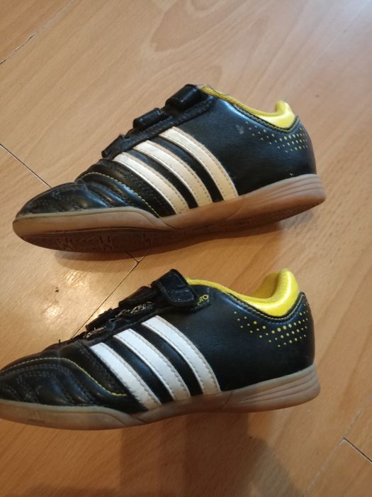 Buty Adidas 11PRO junior super r.31