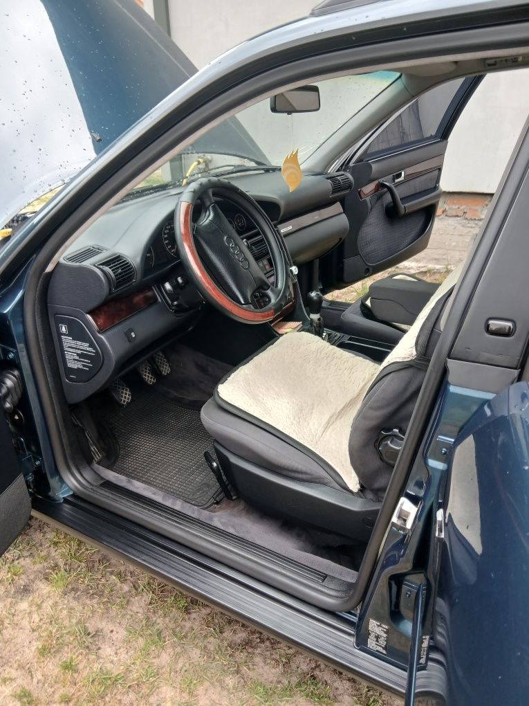 Audi А6c4 2.0  1996року