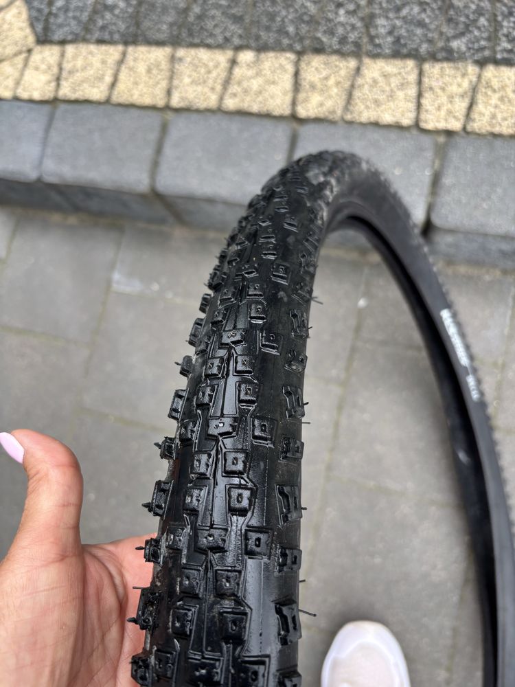 Demontaz uzywana opona rowerowa KLS Attack 27.5x 2.1