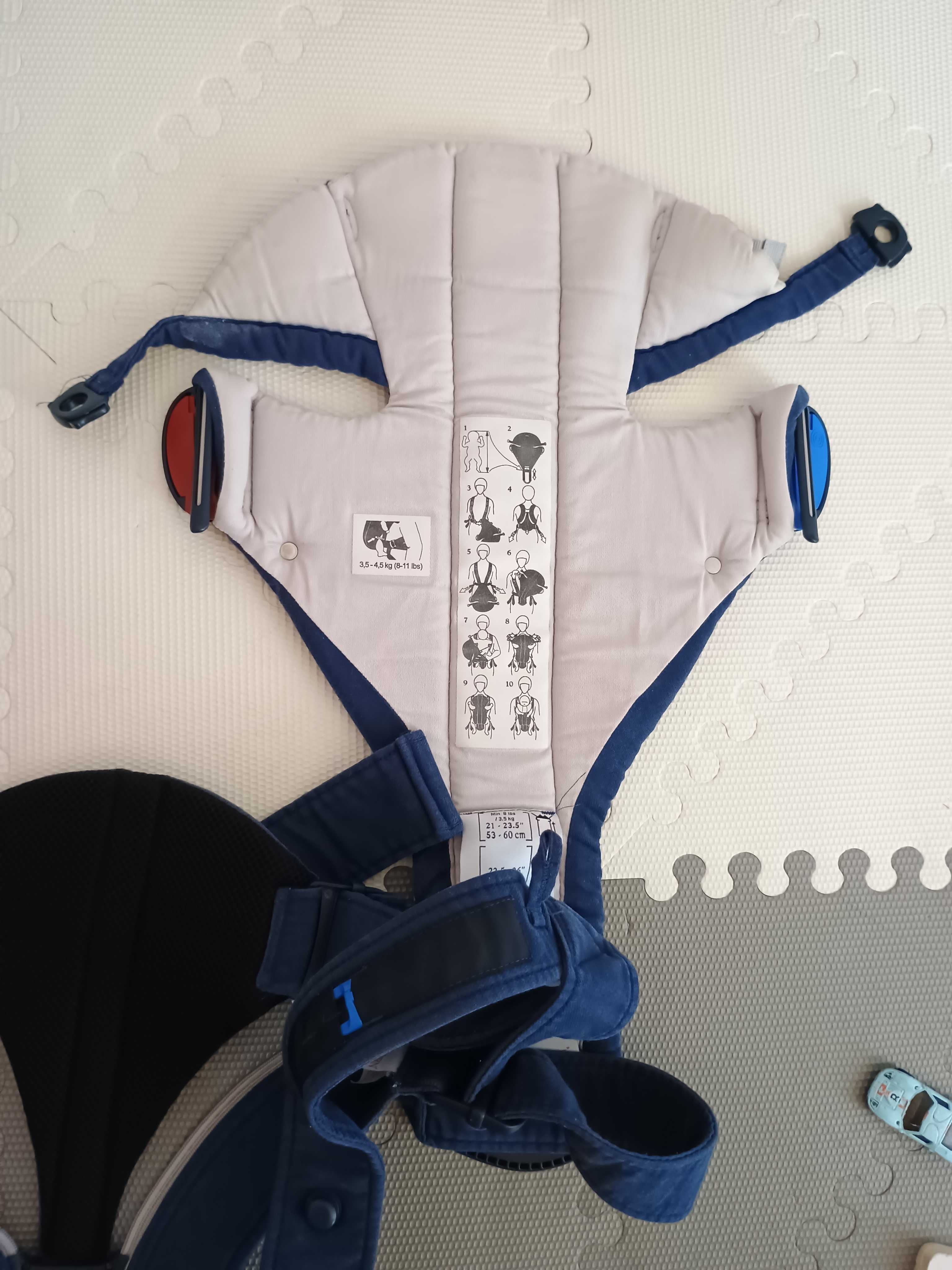 Nosidełko BabyBjorn granatowe