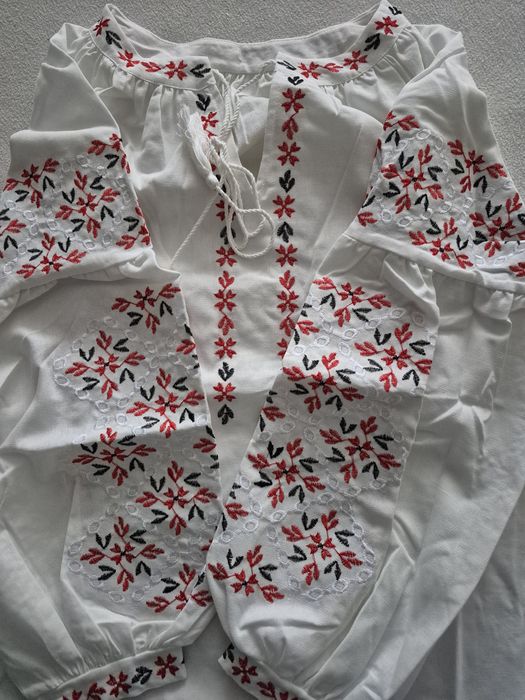 Вишиванка  жіноча