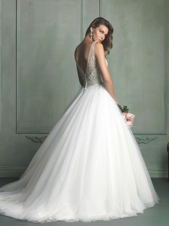 Allure Bridals 9103 suknia ślubna tren tiul księżniczka