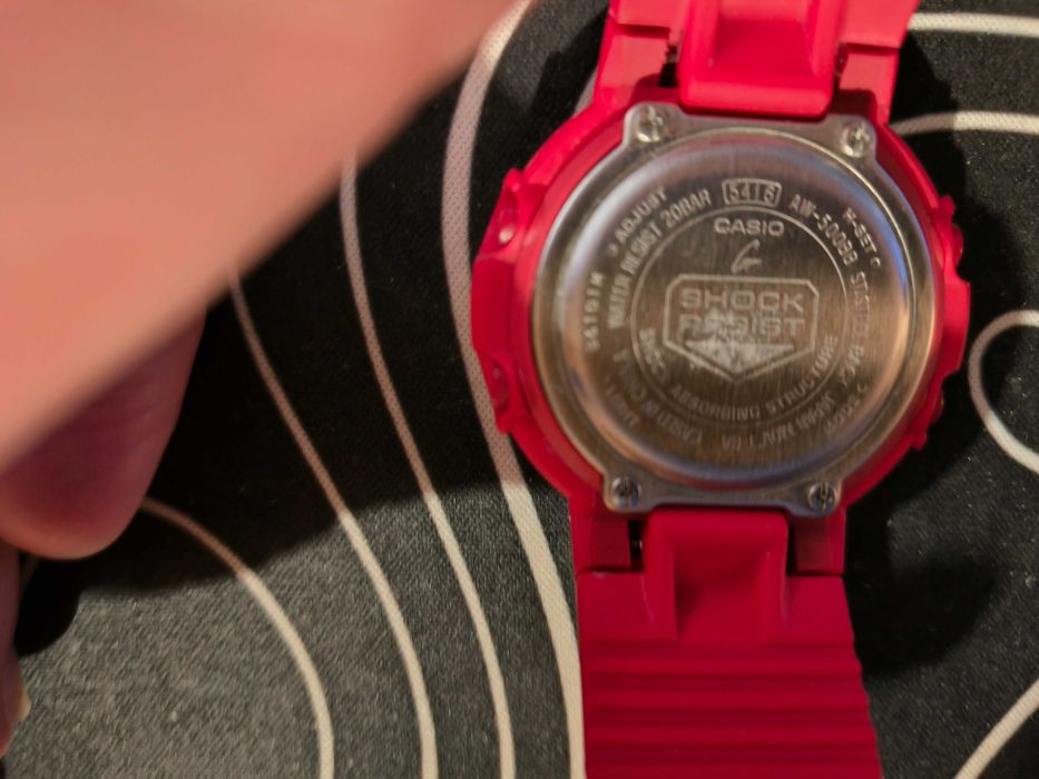 Casio G-Shock AW-500BB Czerwony